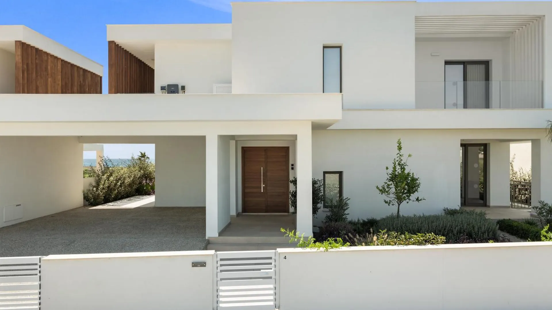 Serenity Waves Villa 4 Softades
