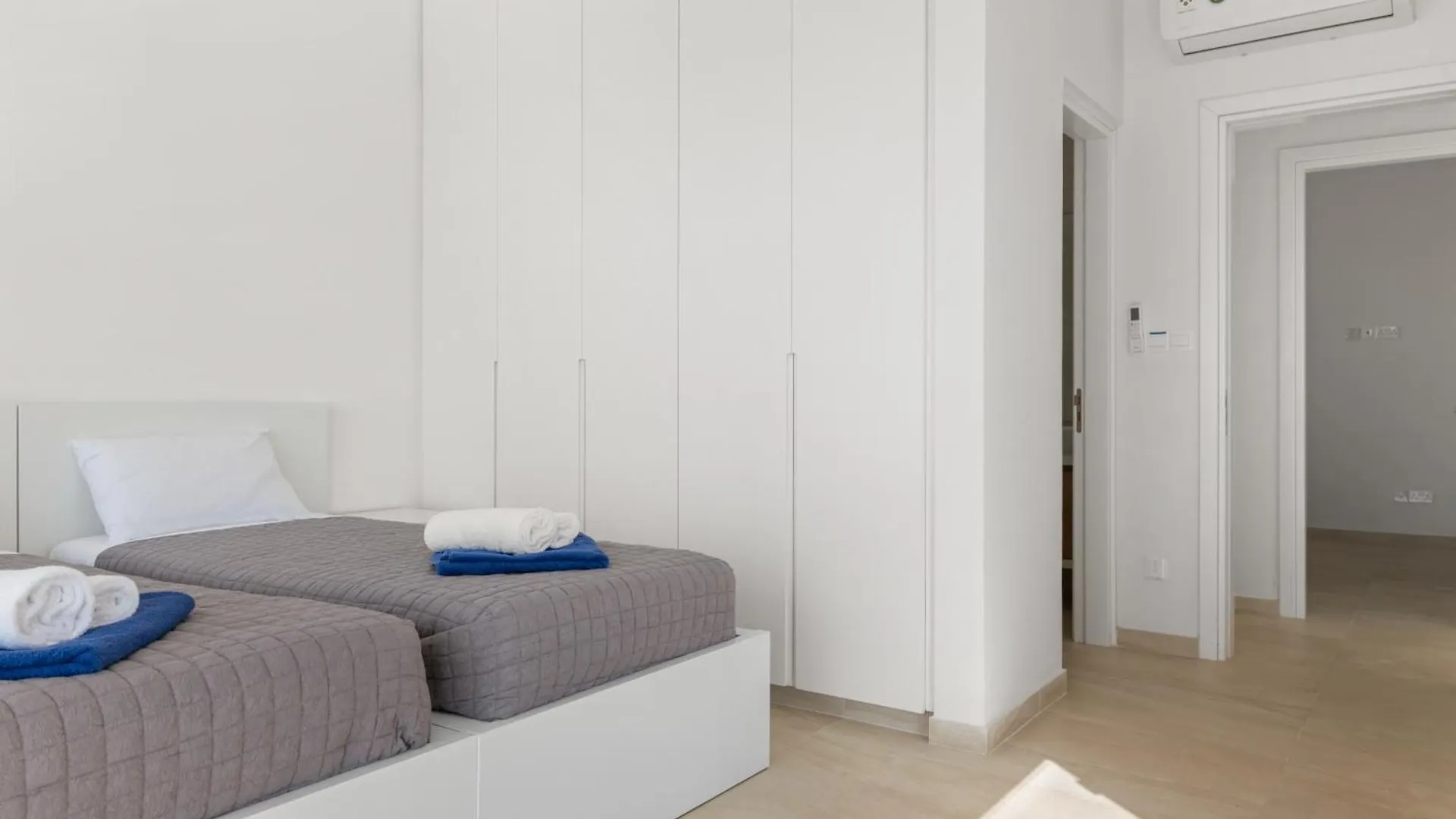 Serenity Waves Villa 4 Softades