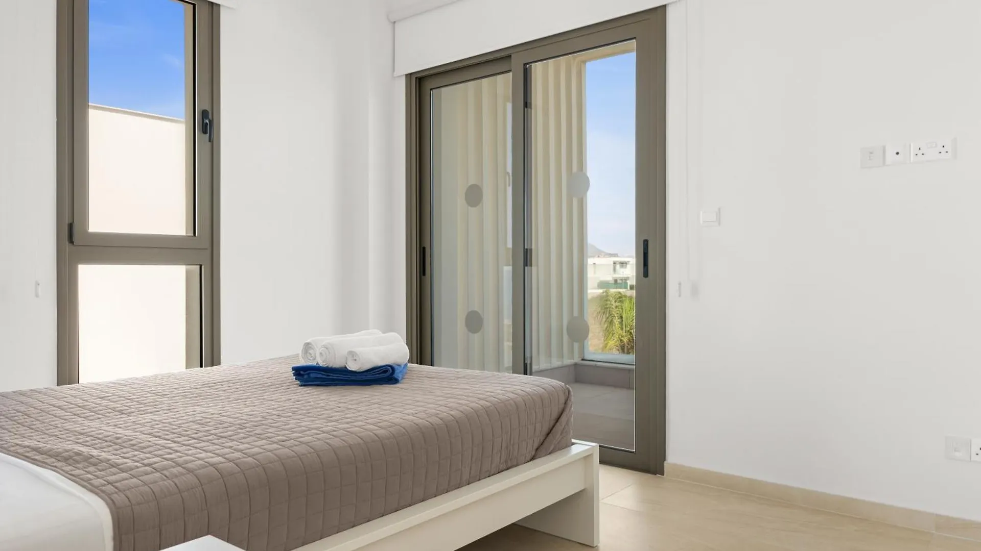Serenity Waves Villa 4 Softades 0*,  Cyprus